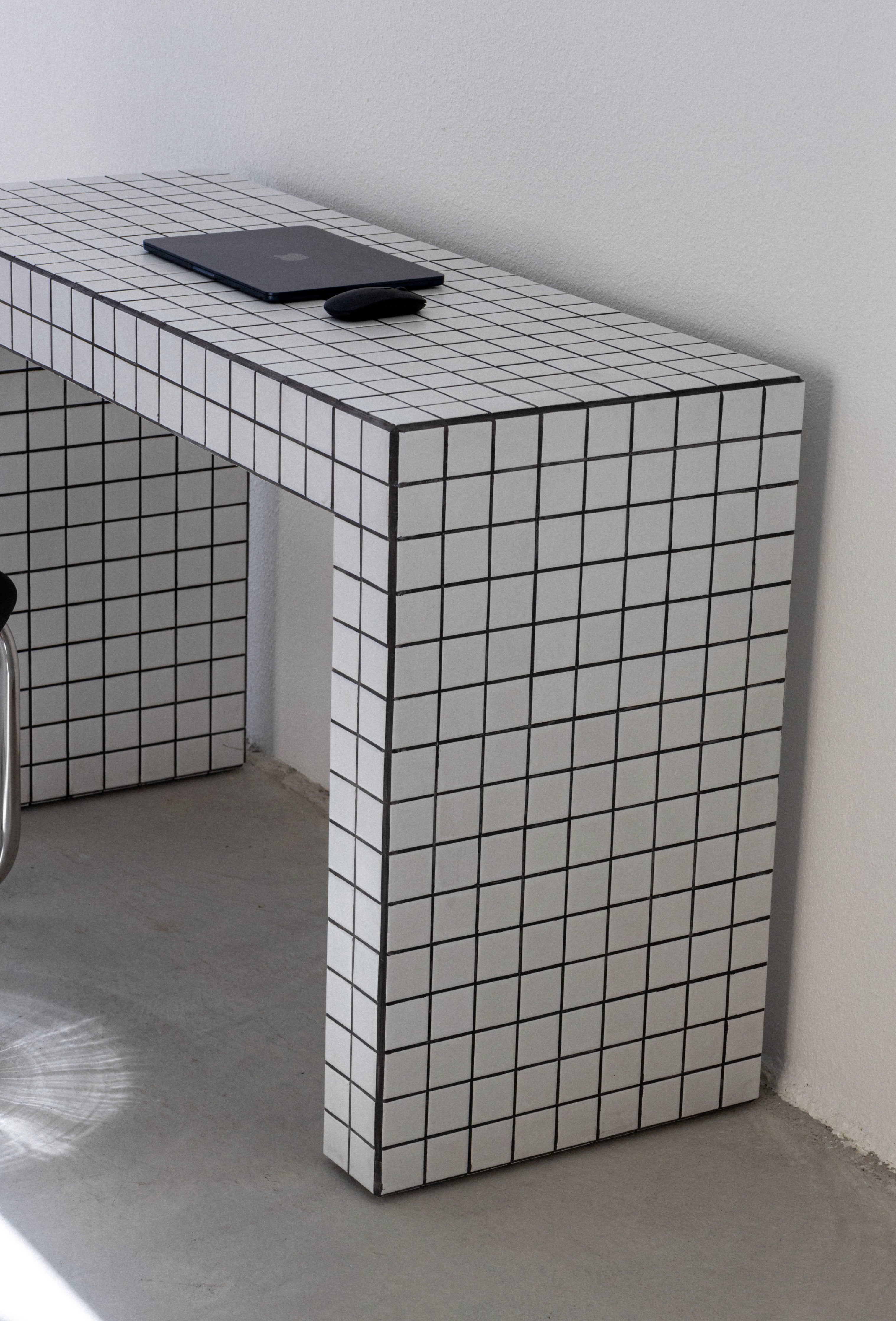 Tile console - Forma - UAE - 4