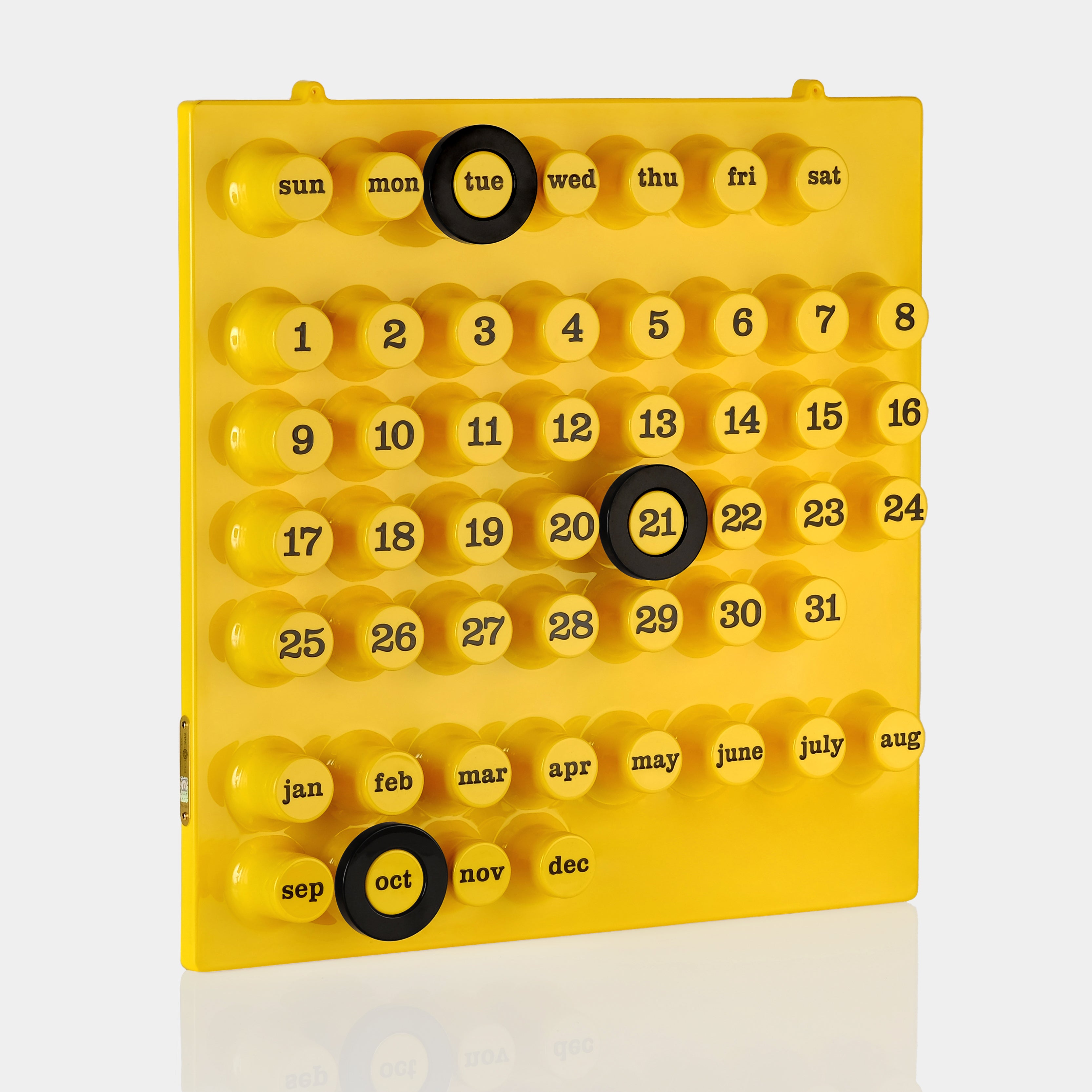 Italian Postmodern Calendar Designer Wall Calendar UAE | Forma