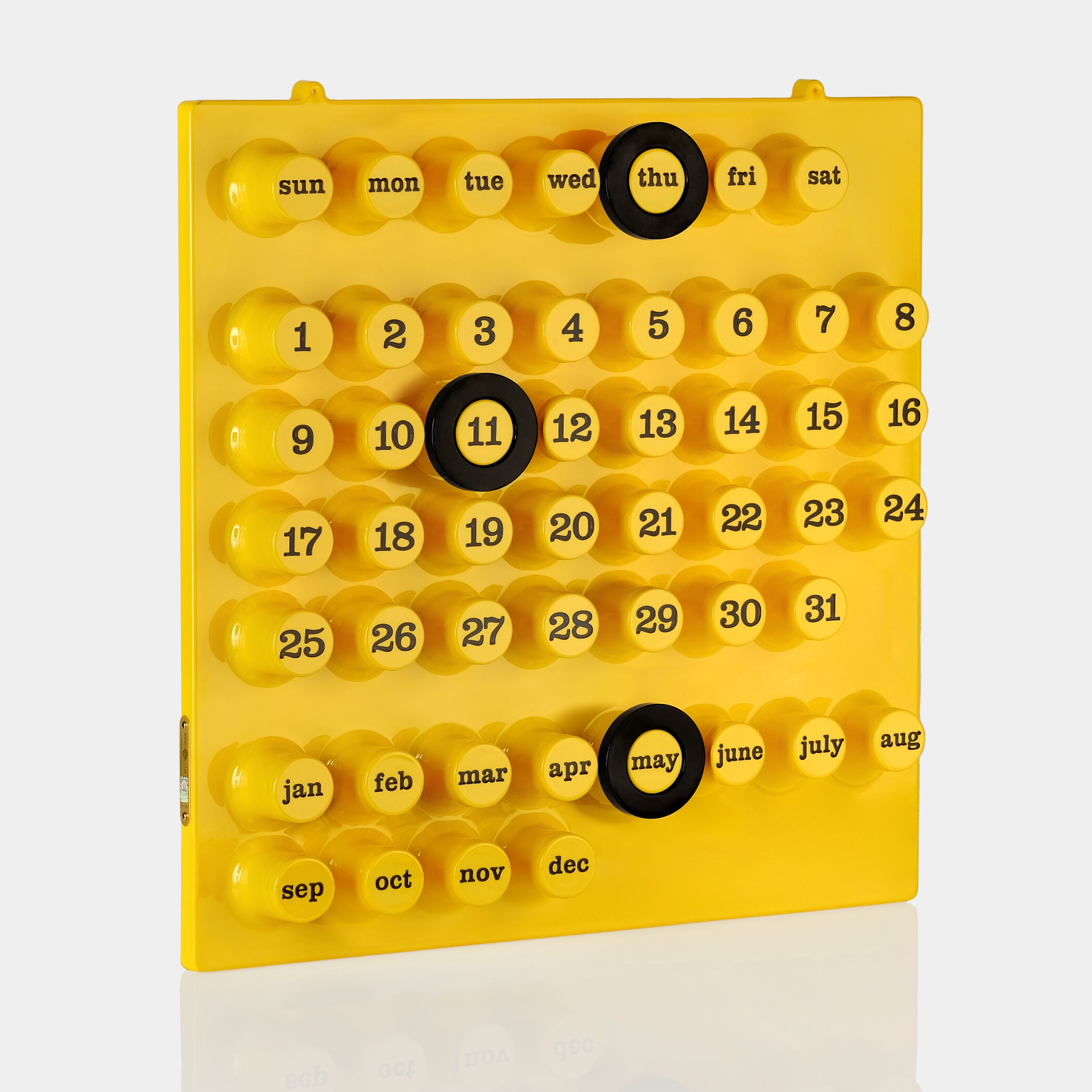 Italian Postmodern Calendar Designer Wall Calendar UAE | Forma