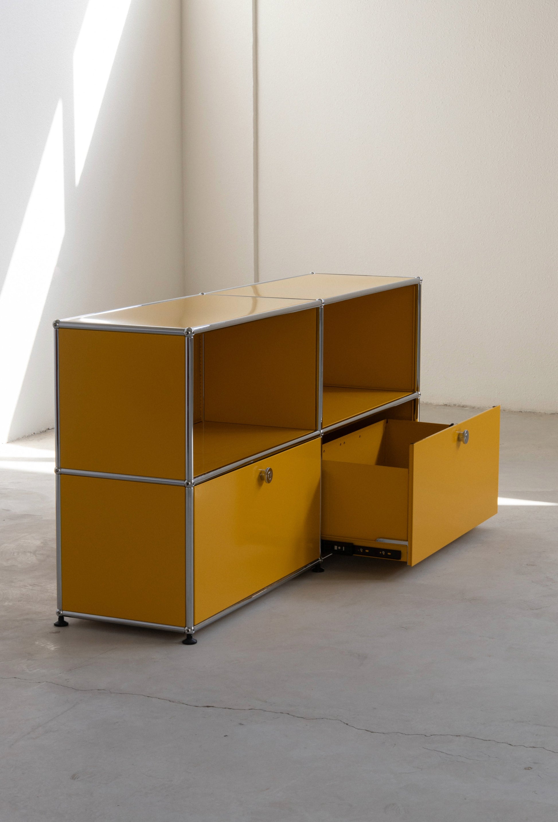 USM haller 2 drawers - Forma - UAE - 2