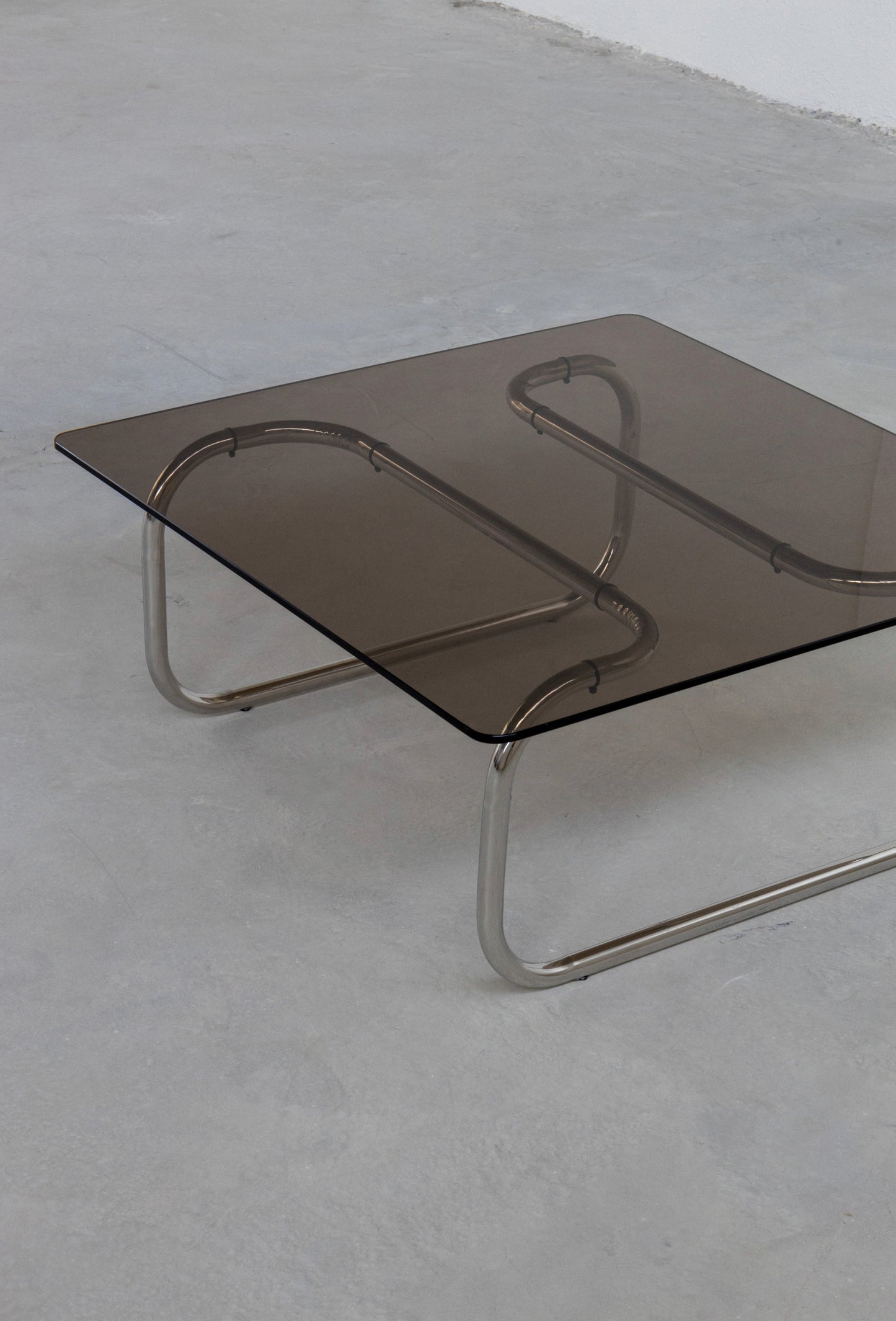 tubular coffee table - Forma - UAE - 4