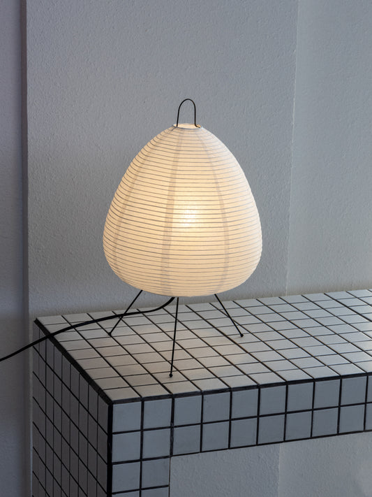 Akari 1A table lamp