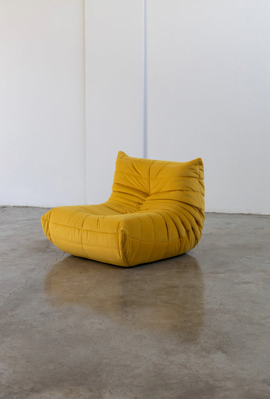 Togo sofa - Yellow - Velvet fabric