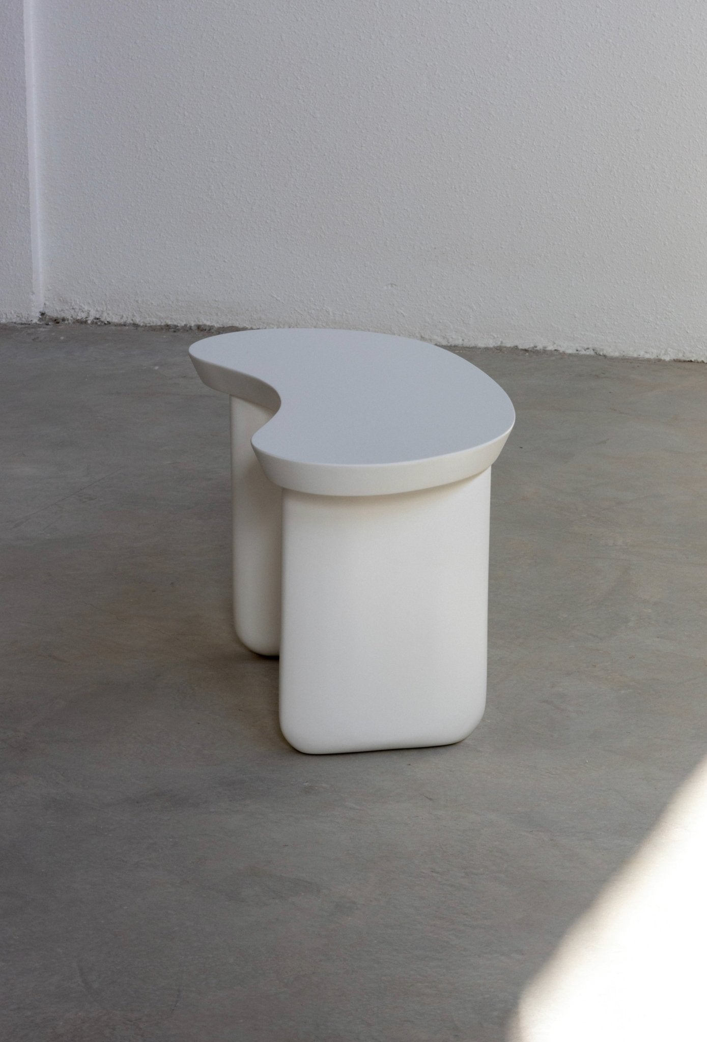 Bean side table - Forma - UAE