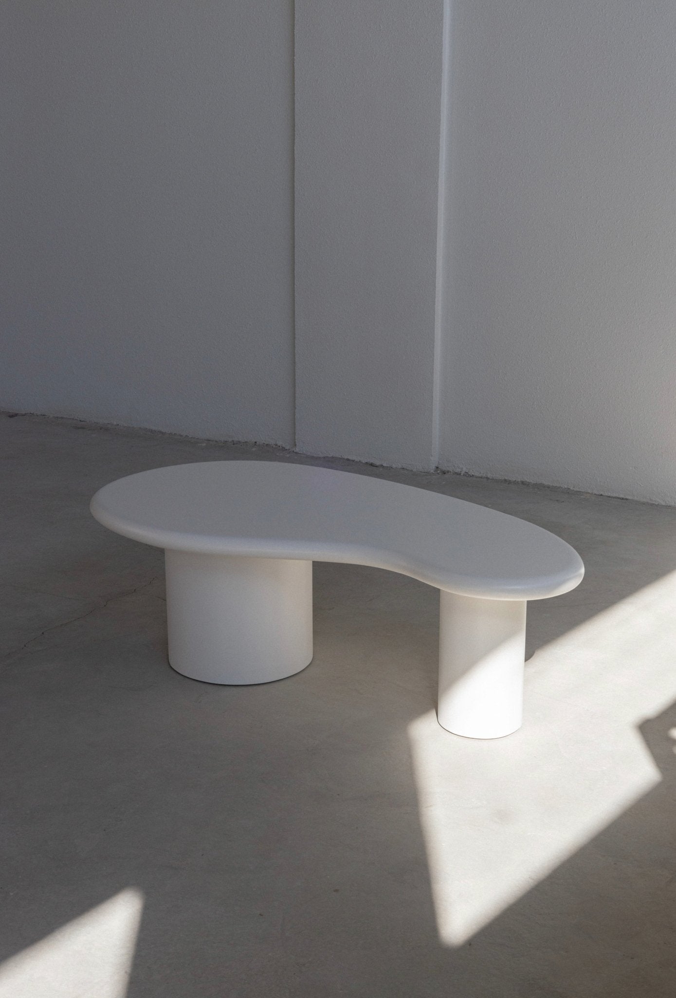 Curvy coffee table - Forma - UAE