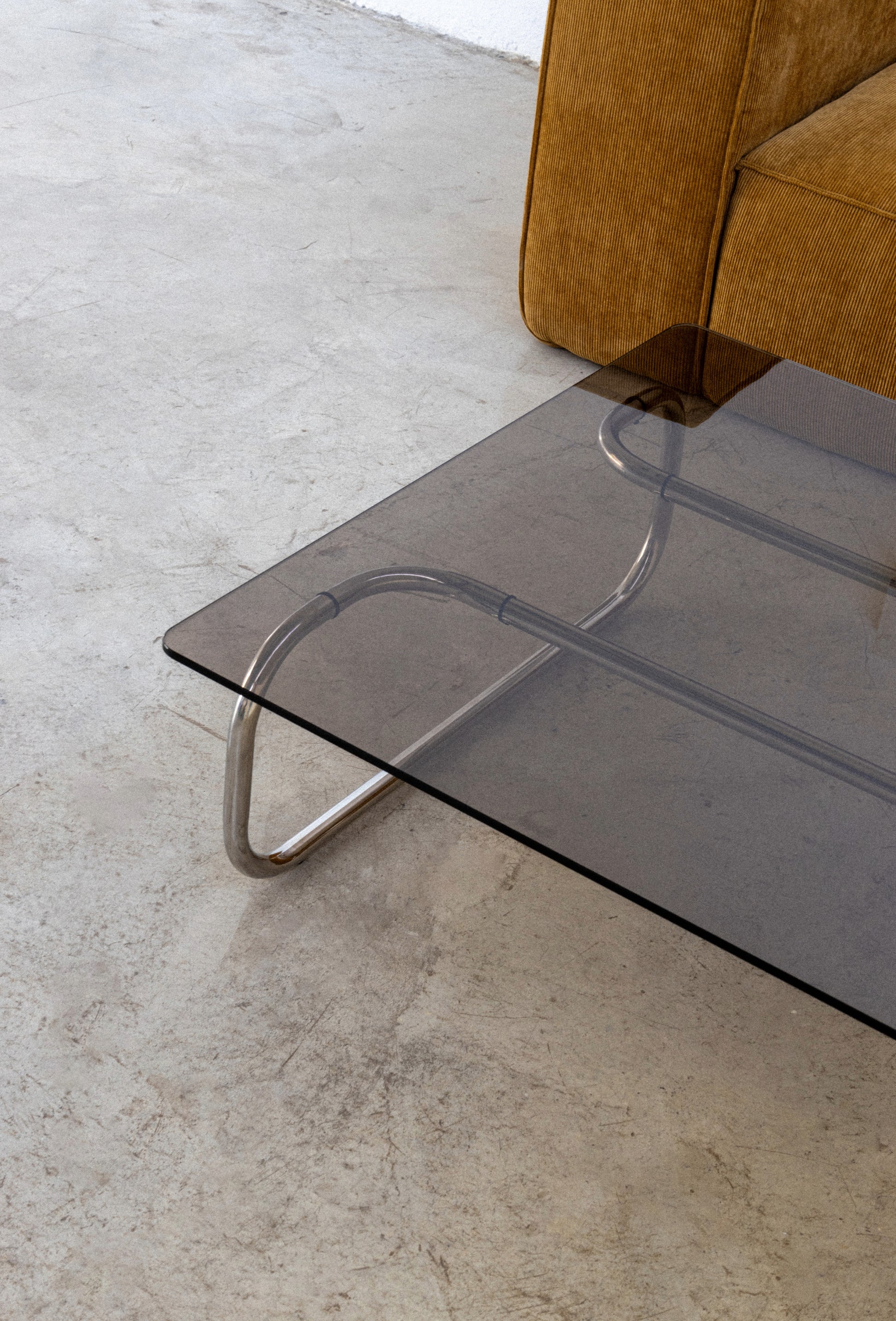 tubular coffee table - Forma - UAE - 9