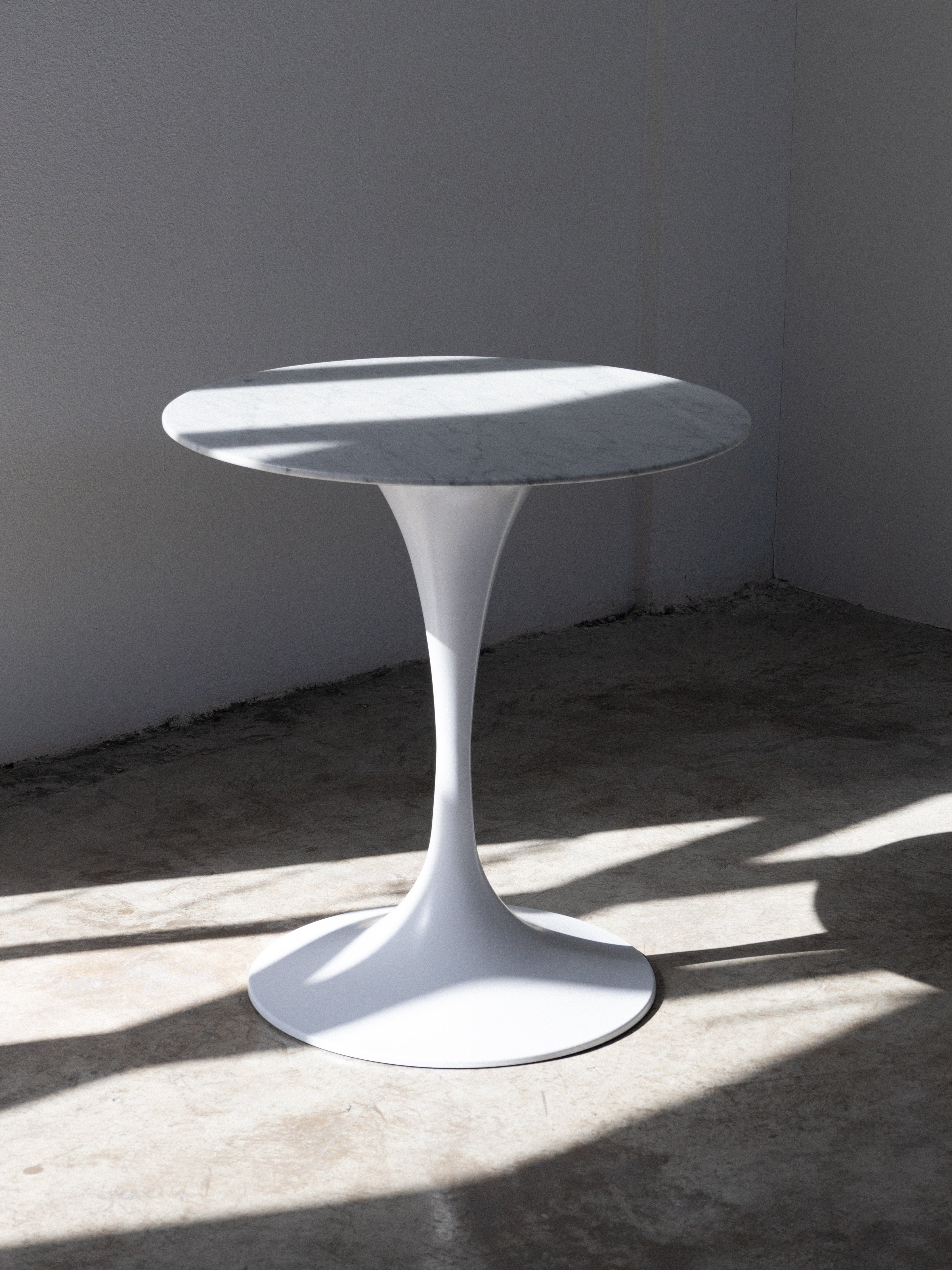 Marble Tulip Dining Table