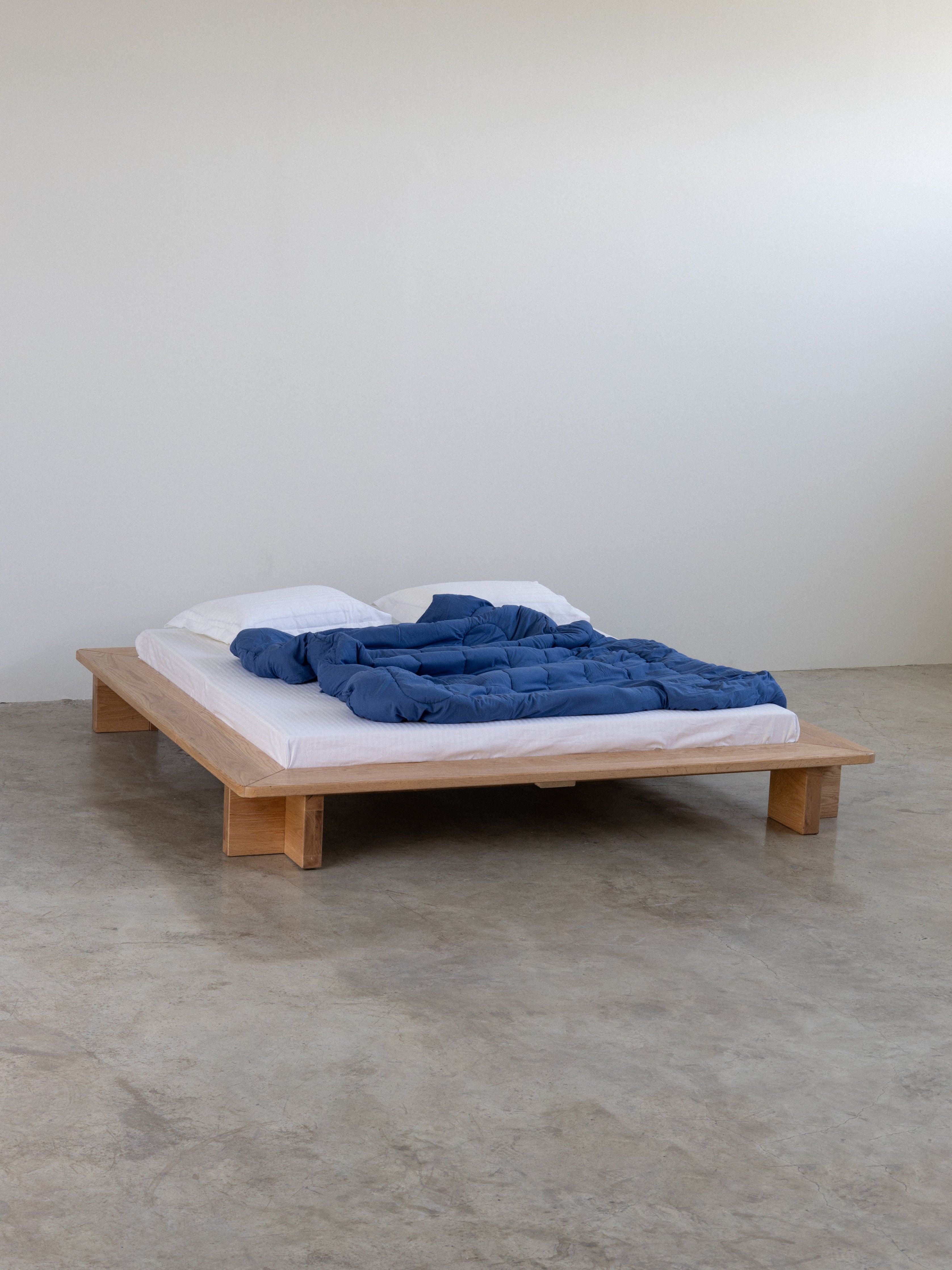 Oak Bed
