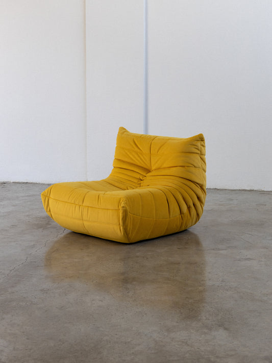 Togo sofa - Yellow - Velvet fabric